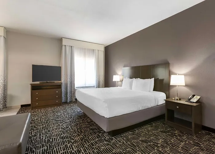 Western Sun Canyon Hotel