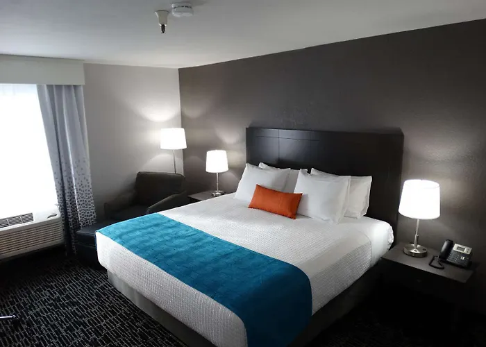 Western Sun Canyon Hotel